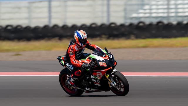 Keseruan Track Day Aprilia di Mandalika Pakai RS 660 dan RSV4