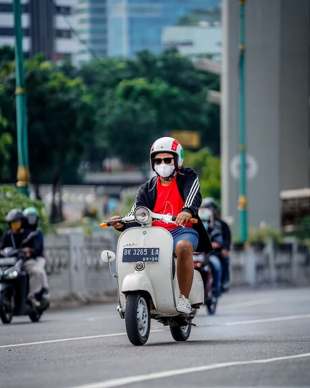 Vespa Kesayangan Babe Cabita Laku Ratusan Juta, Buat Bangun Masjid!