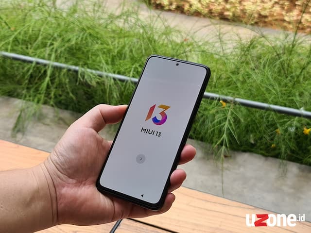 Alasan Redmi Note 12 Pro Masih Pakai OS Android Jadul