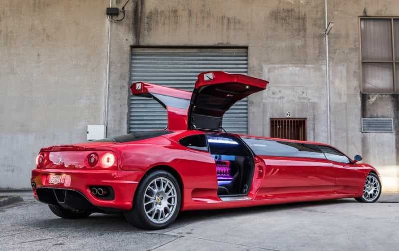 FOTO: Penampakan Ferrari Paling Panjang di Dunia