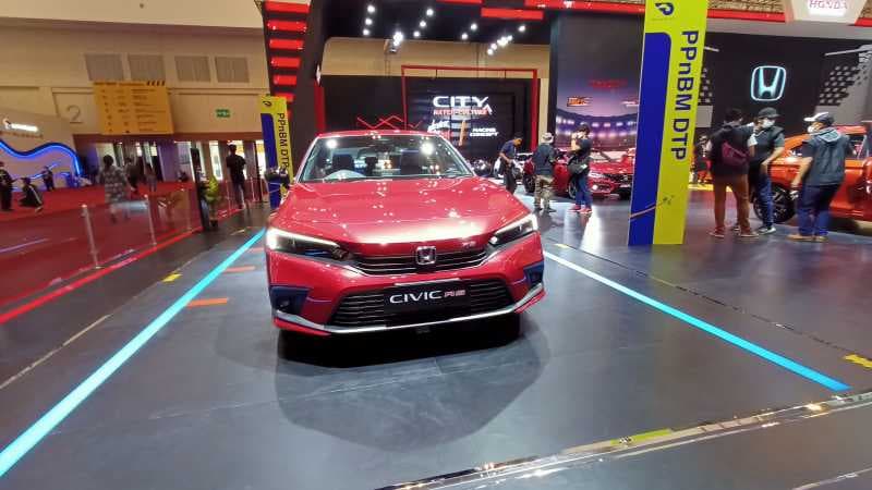 FOTO: All New Honda Civic RS Harga Rp500 Jutaan Siap Test Drive 