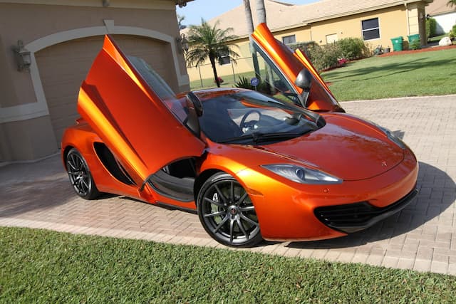 Spesifikasi McLaren MP4 12C yang Hancur di Jagorawi