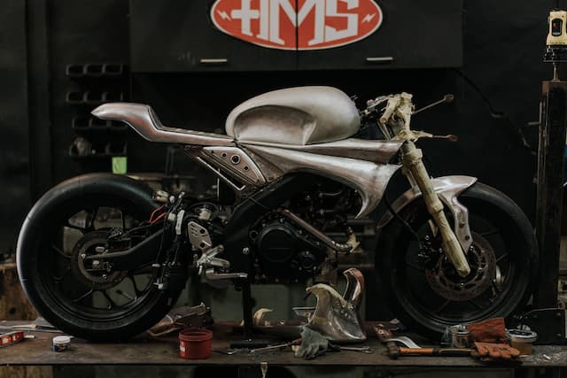 Sang Macan Bali, Yamaha XSR garapan AMS Garage