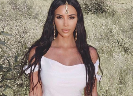 Kim Kardashian Pamer Foto Liburan di Bali, Kok Netizen Malah Geram?