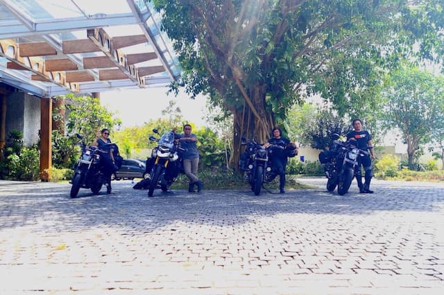 4 Bikers M8 Nusantara Keliling Indonesia