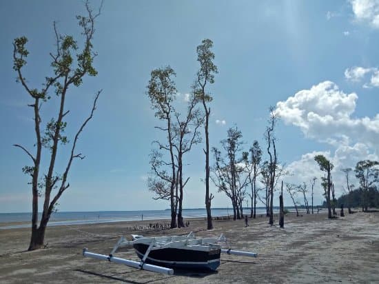 Ambalat Samboja dan Biru Kersik, Dua Pantai Kece di Calon Ibu Kota Baru