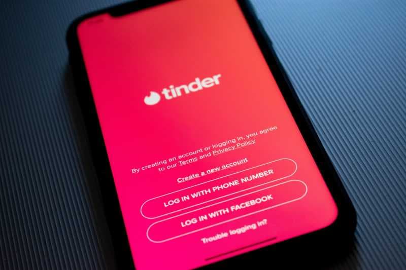 Tinder Siapkan “Panic Button” untuk Jaga-jaga Jika Kencanmu Berujung Bencana