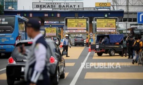 Ganjil-Genap Tol Jakpek, Jumlah Mobil Masuk Jakarta Turun