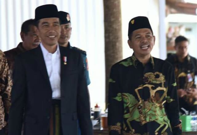  Di Purwakarta, Jokowi dan Dedi Mulyadi Makan Sate Maranggi 
