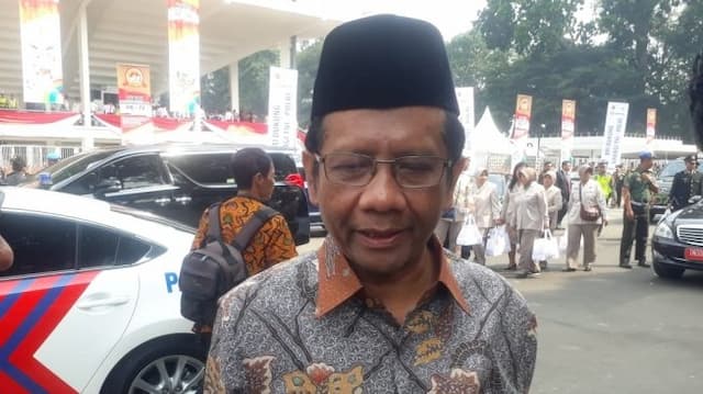 Sudah Ukur Kostum Urung Jadi Cawapres, Mahfud MD Diminta ke Istana