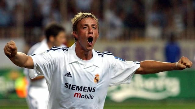 Guti Diklaim Gantikan Zidane di Real Madrid