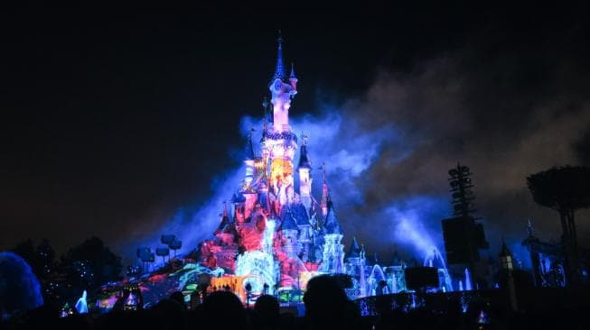 Jarang yang Tahu, Kastil Cinderella Bisa Dipakai Menginap Tamu Disneyland