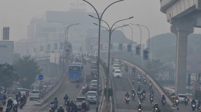 Tak Hanya Sekolah, PNS Hamil Ikut Diliburkan Karena Kabut Asap di Jambi