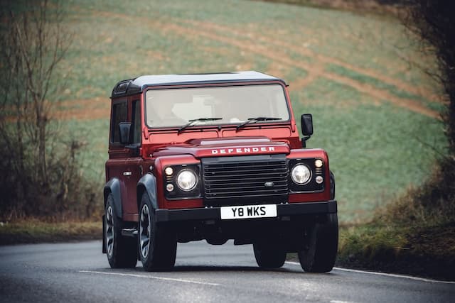150 Unit Land Rover Defender Works V8 Ludes dalam Sebulan