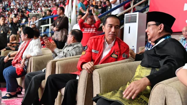 Jokowi dan Prabowo Harus Sering Berpelukan