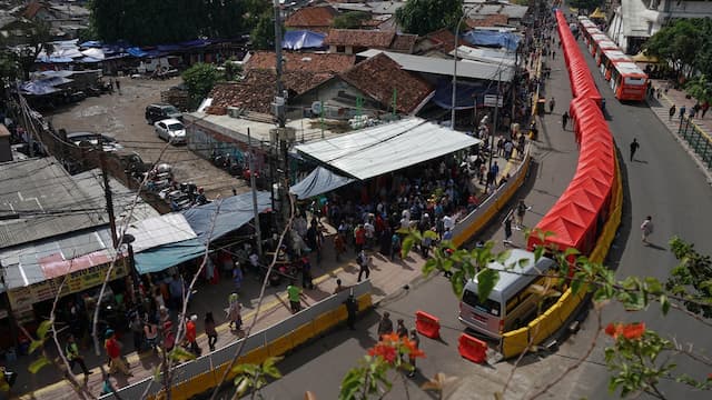 Membandingkan Cara Jokowi, Ahok, dan Anies Atasi Semrawut Tanah Abang